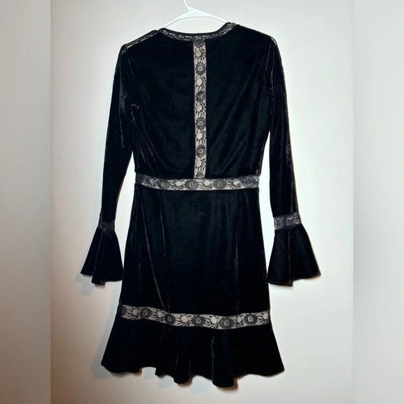 Saylor velvet lace dress size small - Picture 6 of 6